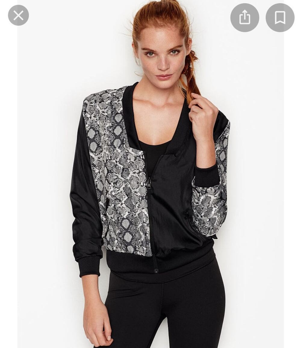 VICTORIA SPORTS REVERSABLE black and white python print jacket size medium